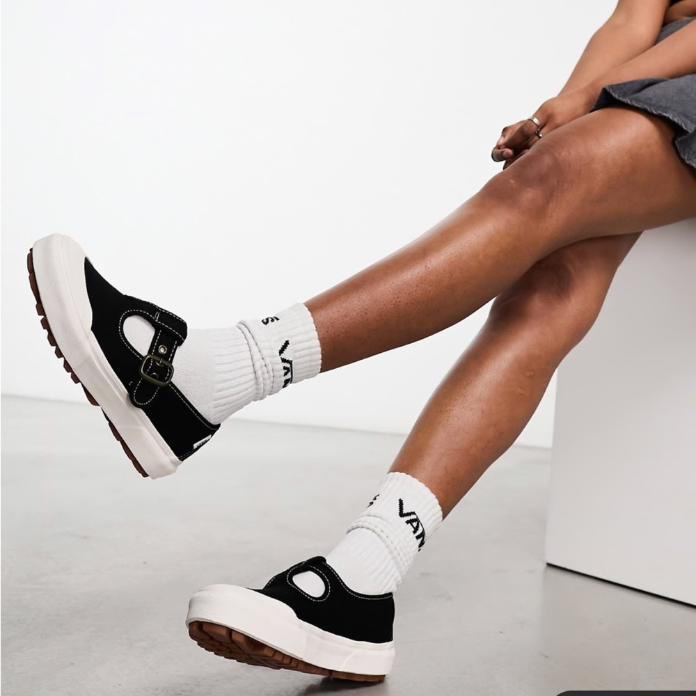 Vans Style 93 Sneakers